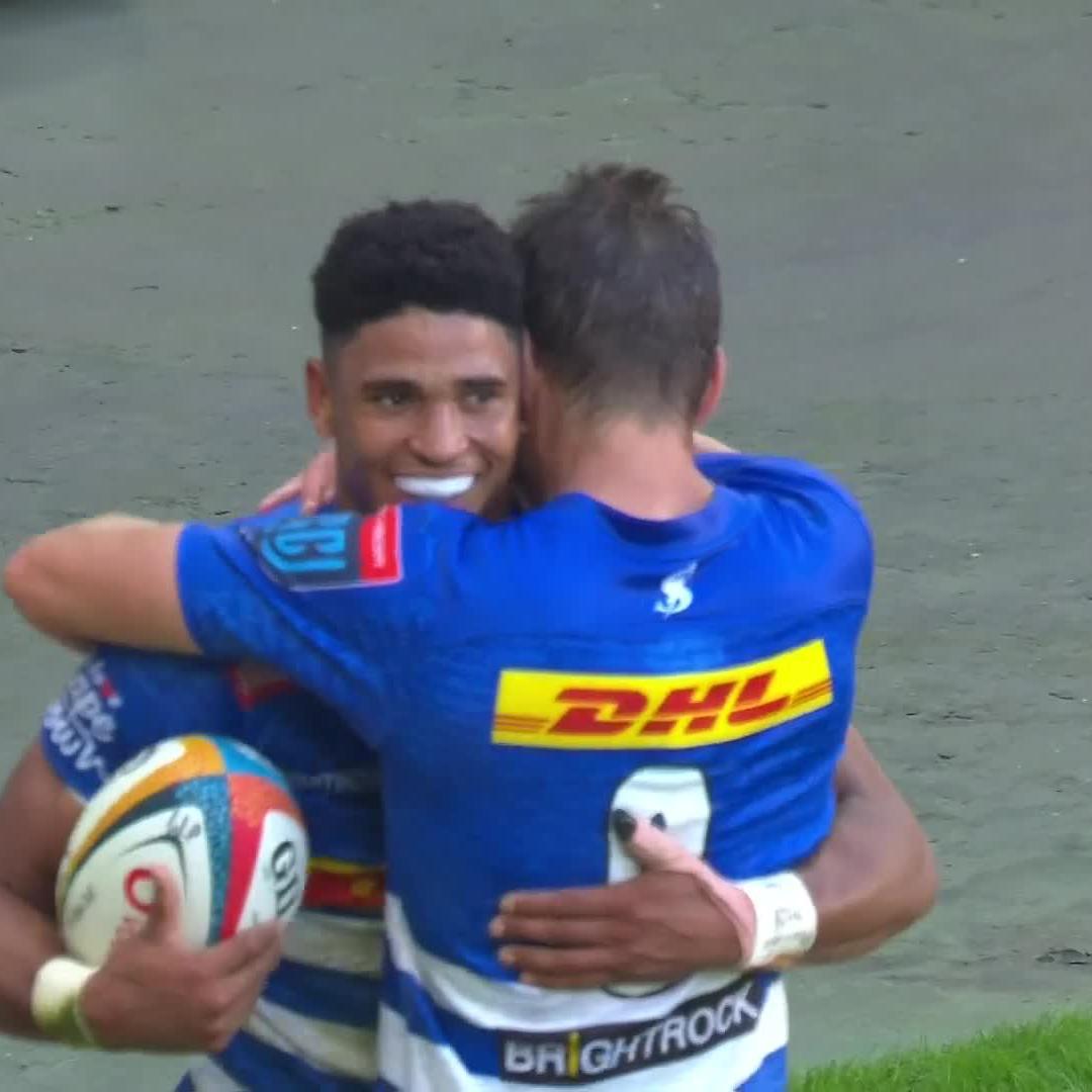 Sacha is running the show in Cape Town 😏 He completes his hat-trick with a cheeky chip and chase ⚡ 📺 Stream #VURC on DStv: