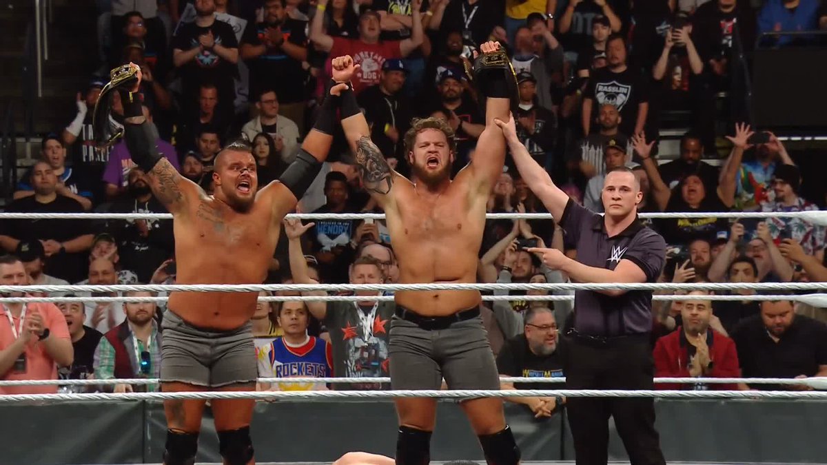 HANK AND TANK HAVE DONE IT!!! 🤯 WE HAVE NEW #WWENXT TAG TEAM CHAMPIONS!!! #StandAndDeliver