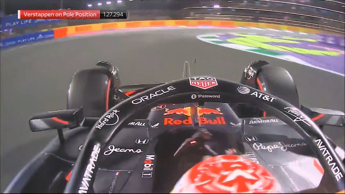 How Max Vertsappen snatched pole by 0.010 seconds! 🤯😮