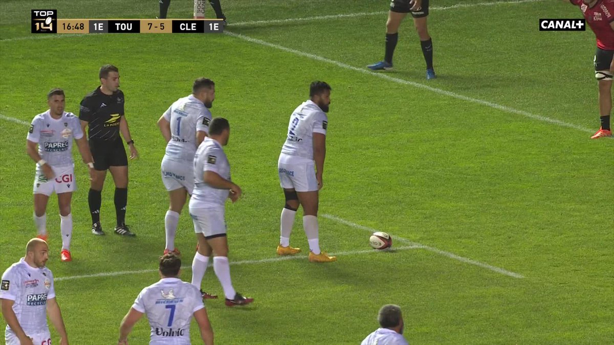 LE DOUBLÉ SIGNÉ LUCAS TAUZIN 🔥 L'ASM Rugby prend l'avantage à Toulon grâce à une splendide action conclue par l'ailier auvergnat en bout de ligne ! #RCTASM