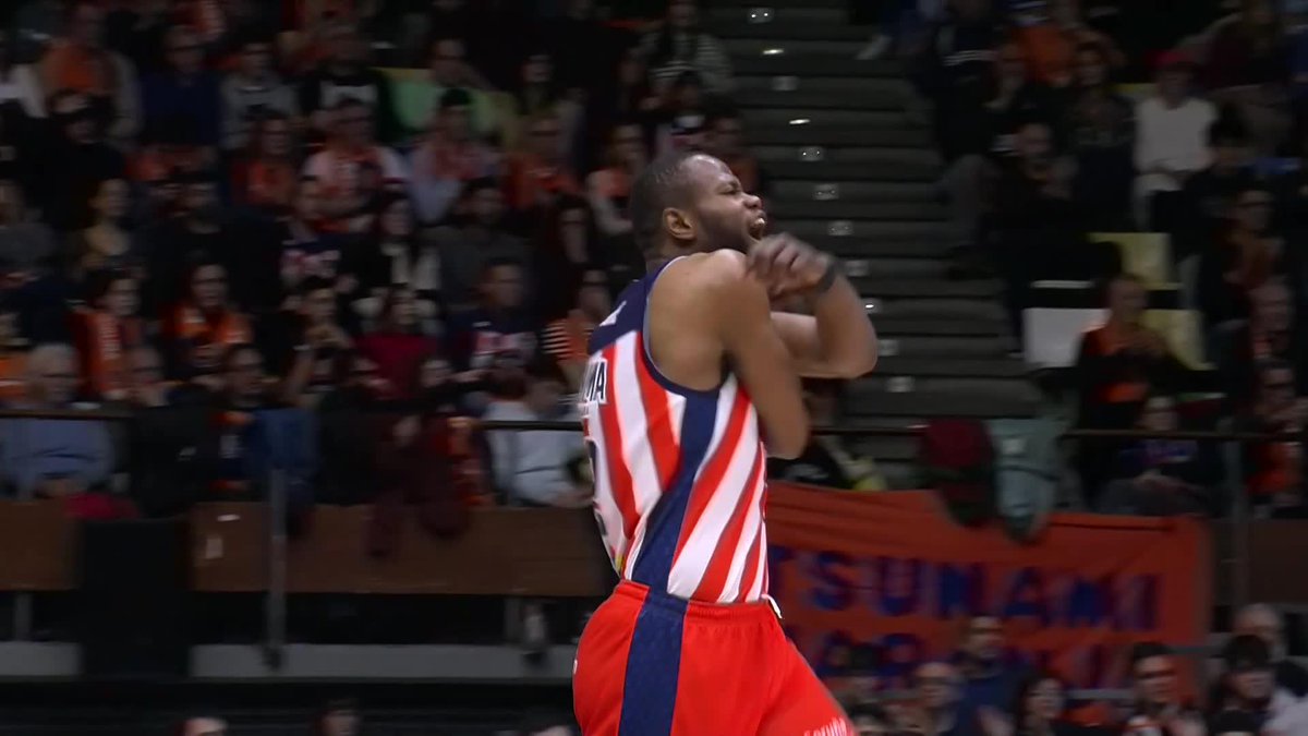 ATOUMANE DIAGNE, EL 𝙂𝙐𝘼𝙍𝘿𝙄𝘼́𝙉 DEL COLISEUM ⛔️ 📺 Movistar Plus+ | Atoumane Diagne #LigaEndesa | #ConectaConTuPasion