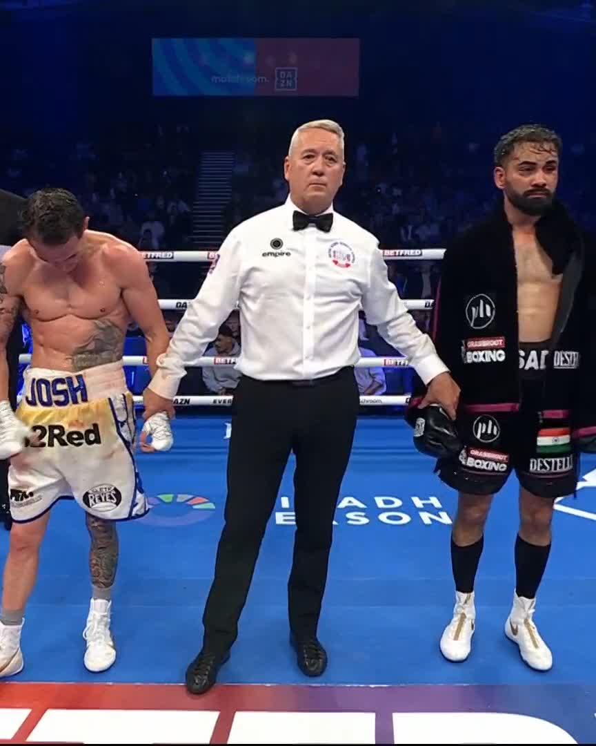 Marching on! 👊 Josh Warrington drops Khan and gets the job done by UD - 99-89, 99-90, 97-91 Now looking to jump back into another monster fight #WarringtonKhan | DAZN | #SmithGermain
