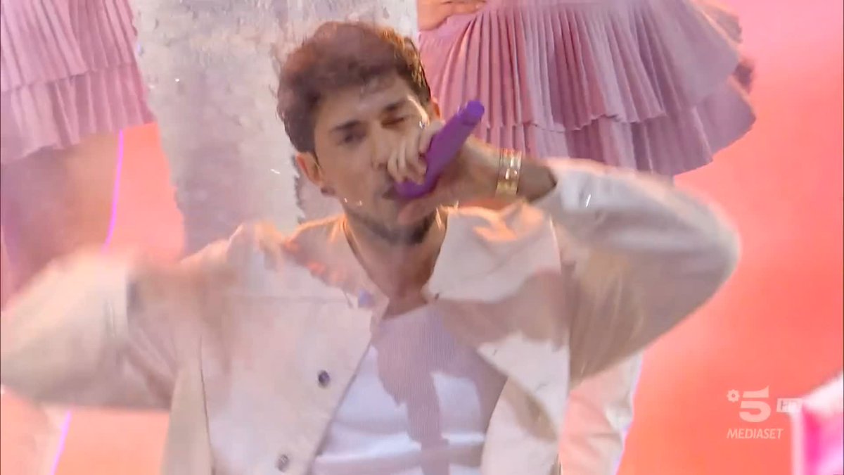 CUCCALO ON FIRE! 🔥 #Amici24