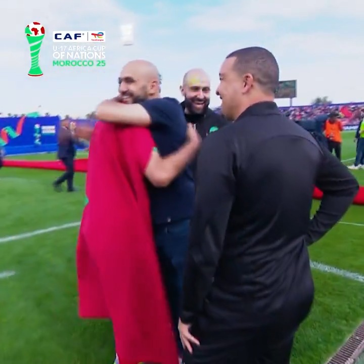 Morocco had a super special guest in house today. 🇲🇦😍 #TotalEnergiesAFCONU17
