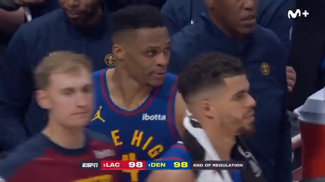 🤣🤣🤣 ¿QUÉ HACES, WESTBROOK? #TiempoDePlayoffs