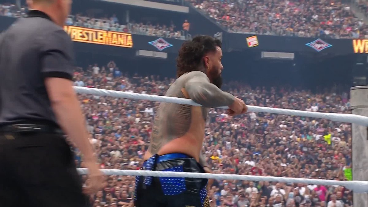 The SPLASH TRICK! #WrestleMania