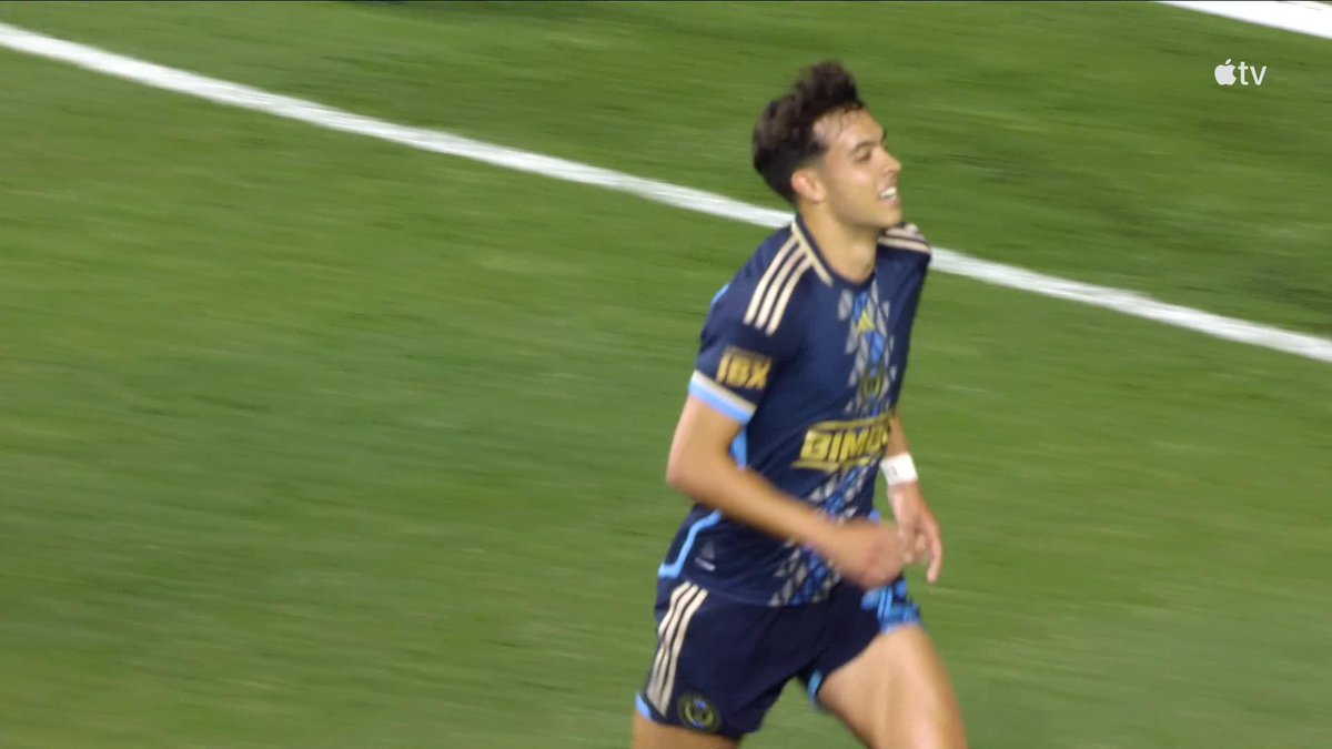 Quinn Sullivan half volley banger! 💥 Philadelphia Union opens the scoring against Atlanta on #MLSSeasonPass: