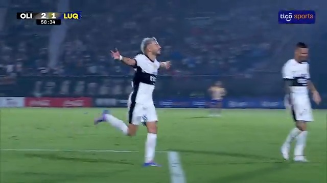 El golazo de Iván Leguizamón, que está jugando su mejor partido con la camiseta del Club Olimpia. 🚀🇵🇾