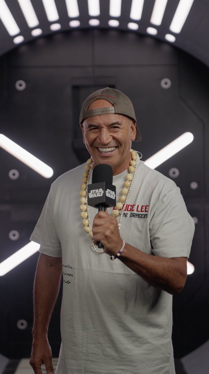 Head nod to the daimyo, Temuera Morrison. #StarWarsCelebration