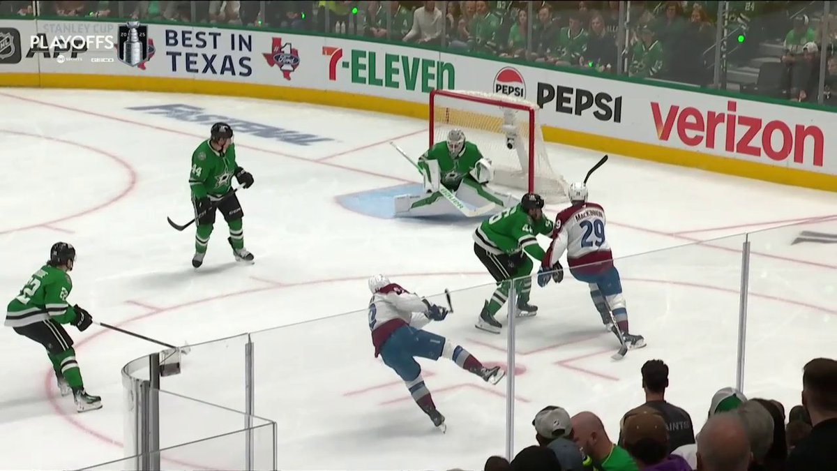 The Colorado Avalanche are on the board first in this one! 🏔️ #StanleyCup 🇺🇸: NHLonTNT &amp; HBO Max Sports ➡️ 🇨🇦: Sportsnet or stream on Sportsnet+ ➡️