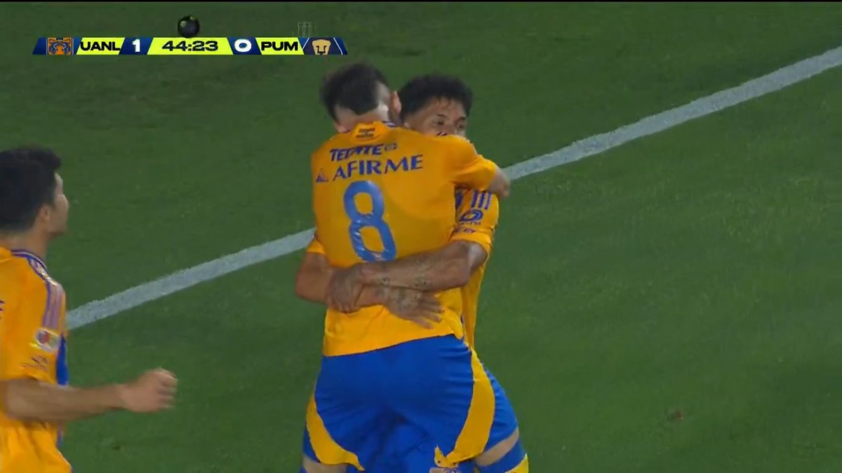 Gran centro de Antuna y capitán Gorriarán con el primero del partido. 🤩