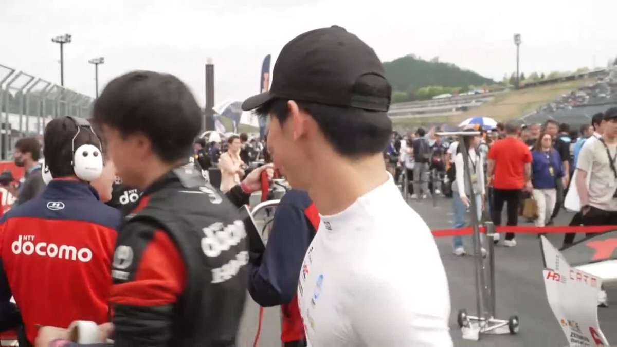 DOCOMO TEAM DANDELION RACING 6号車 太田格之進 💬「悔しくて昨日は寝られなかった」 今日の主役になれるか🔥 #スーパーフォーミュラ 第4戦 #モビリティリゾートもてぎ LIVE配信中📡 #SFormula