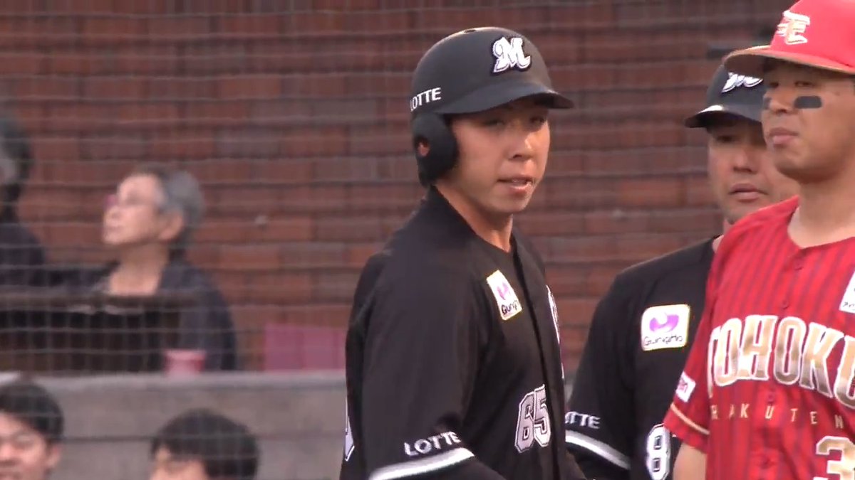 プロ2年目19歳💫打てるキャッチャーぐんぐん成長中 代打 #寺地隆成 楽天守護神 #則本昂大 を完璧に捉える💯 おトクな年額プランキャンペーン実施中! 詳しくはこちら ▶️: #chibalotte #パリーグ #ベースボールLIVE