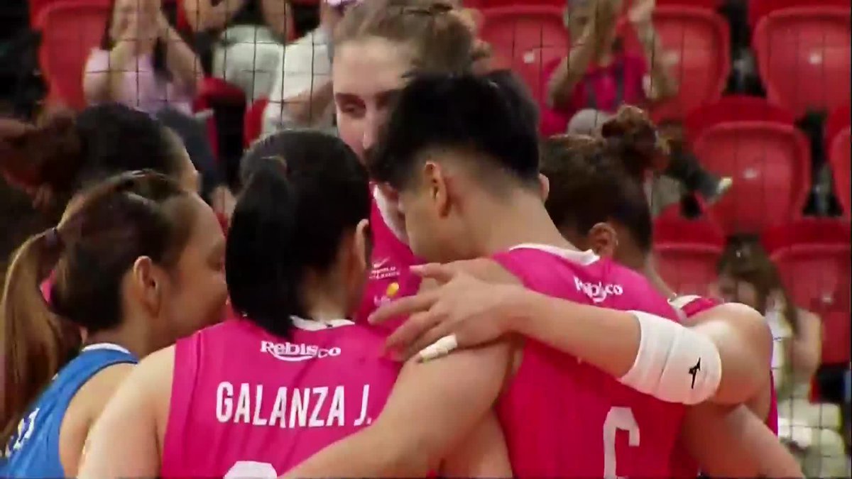 ILABAN MO, JESSICA MARGARET 🦸🏻♀️ The Creamline Cool Smashers seal the opening set behind Jema Galanza’s impactful attacks, along with strong blocking from Alyssa Valdez and Pangs Panaga, against Al Naser Club. #AVCChampionsLeague #OneSports