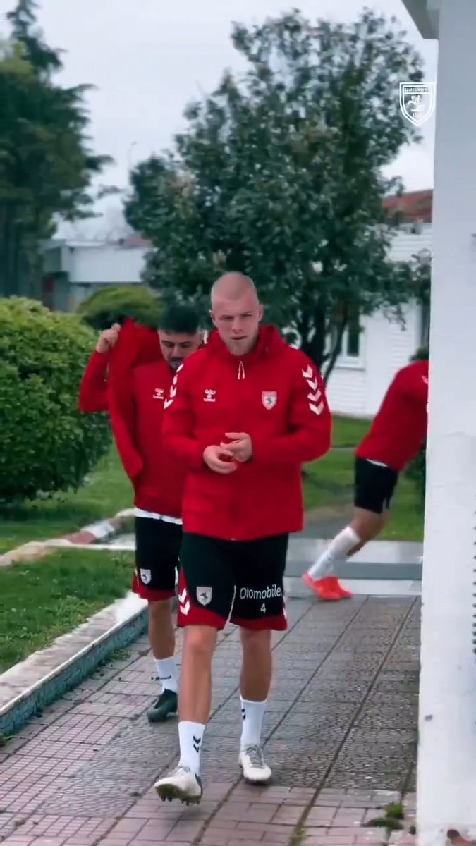 🤳 Yolculuktan önceki son antrenman ⚽️ #Samsunspor #Antrenman
