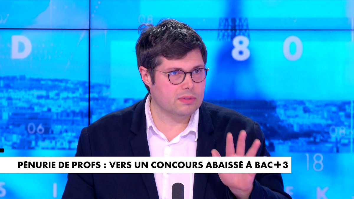 Kevin Bossuet, professeur d'histoire en banlieue parisienne, sur l'abaissement du concours de professeur à trois ans d'études, contre cinq auparavant : «L'autorité des professeurs découle aussi de leur capacité à maîtriser les savoirs» dans #180MinutesWE