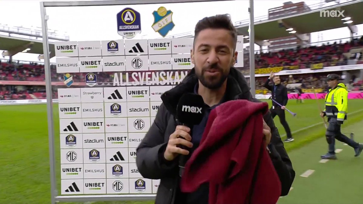 🗣️ "Det blir bara löjligt att vi ska stå och prata om det här och inte fotboll" Lasse Nilsson om handduksbråket på Visma Arena. 📲 Se matchen på Max och Kanal 5