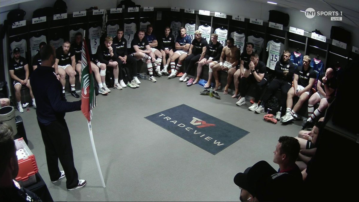 That Leicester Tigers mystery flag 🚩 Sarra Elgan Easterby does her best but Head Coach Michael Cheika is giving nothing away… 🤔