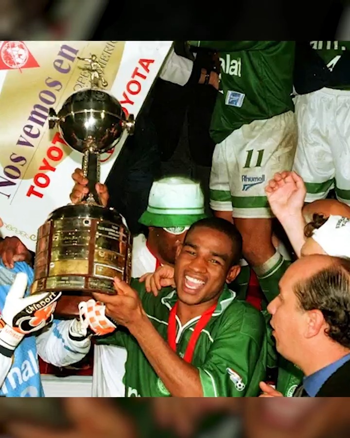 Subiu mais do que todo mundo pra balançar o barbante: há exatos 25 anos, César Sampaio marcava seu último gol pelo #MaiorCampeãoDoBrasil! 💚