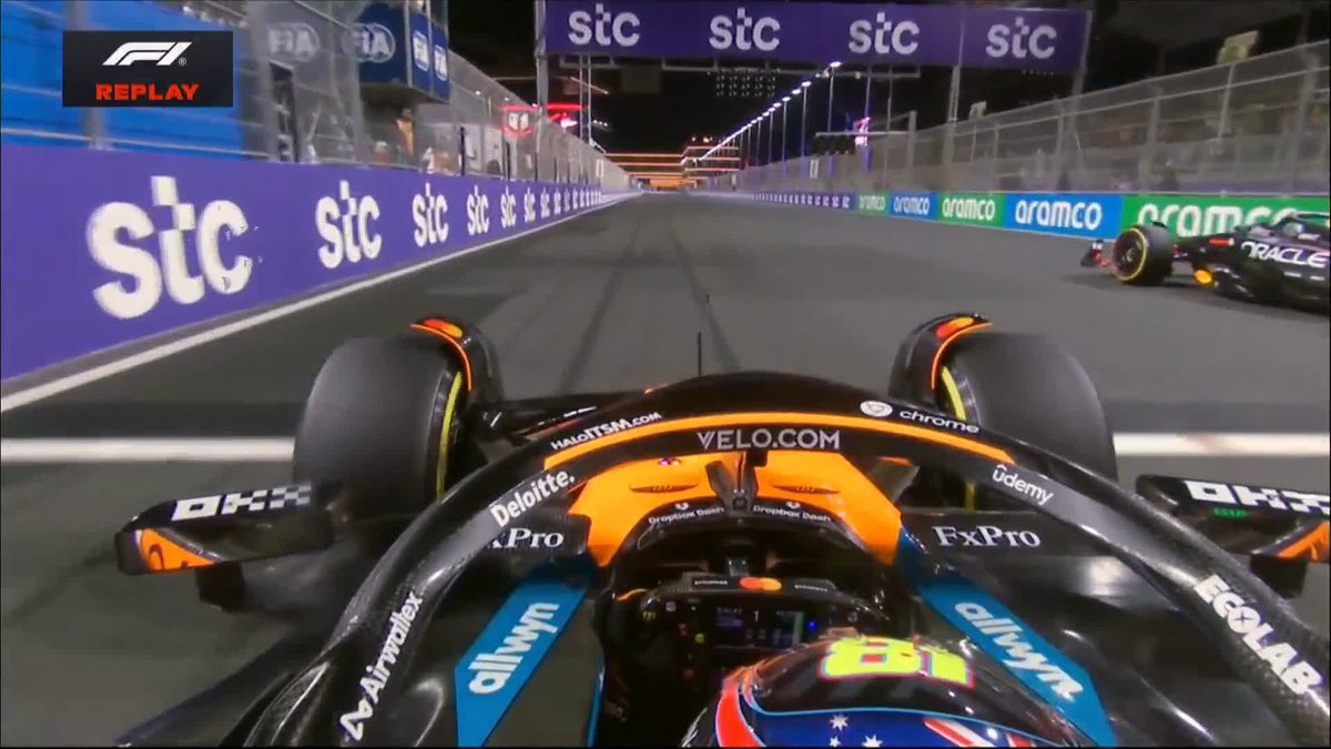 A closer look at what happened at the start of the race 🔍 Should Max Verstappen give the place back to Oscar Piastri?