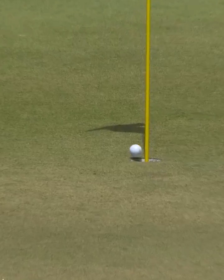Does this go in if the flag is out? 🧐
