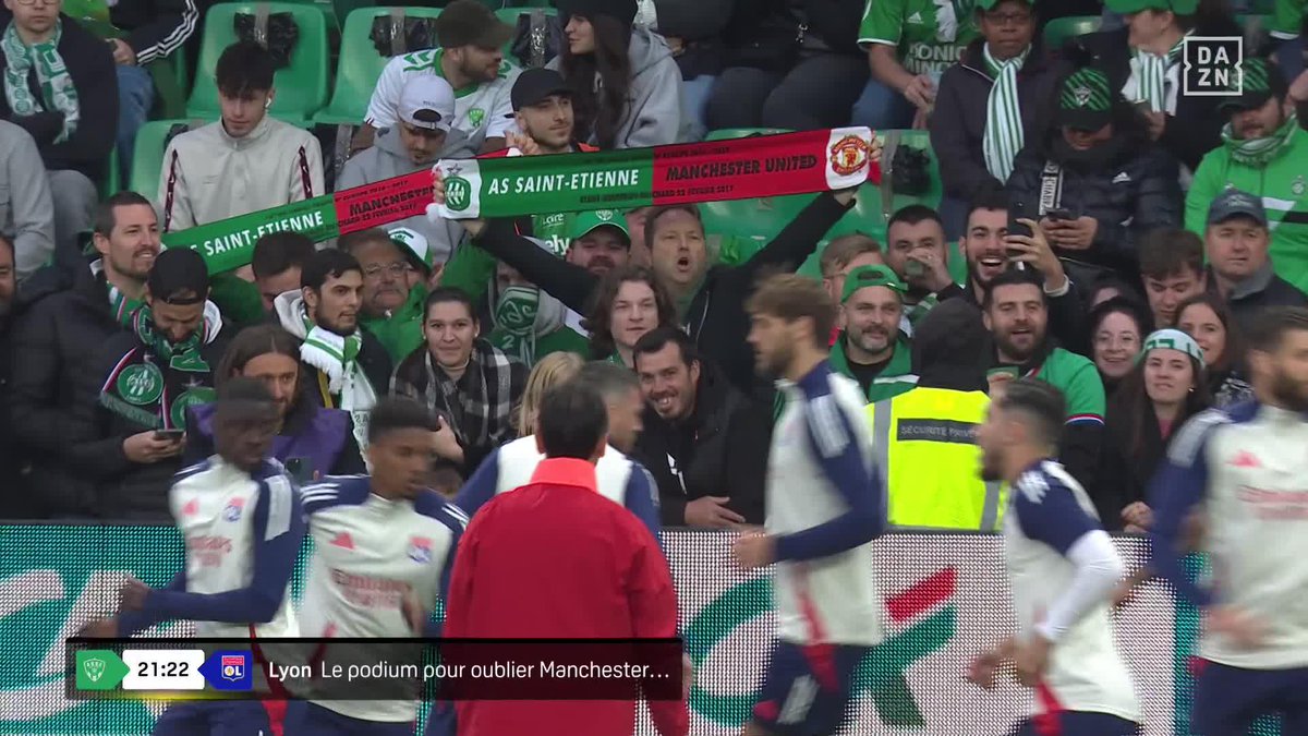 Avant le derby, les supporters stéphanois ont chambré les lyonnais 😅 🎥 DAZN France