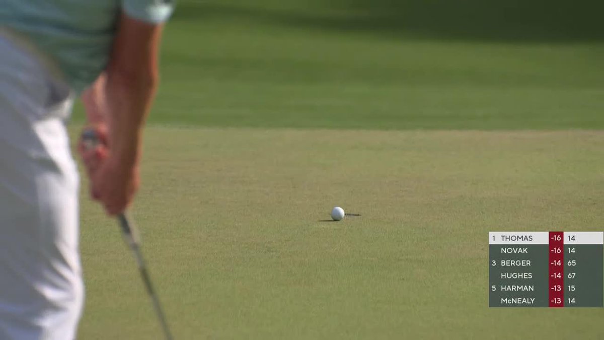 What a putt from Justin Thomas! 🔥 JT sinks a 24ft birdie putt to take the lead! RBC Heritage 🤩
