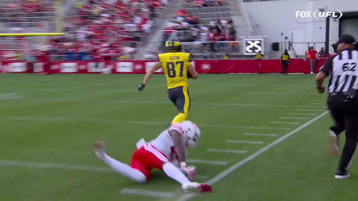 MATHEW SEXTON 83 YARDS FOR A PUNT RETURN TD