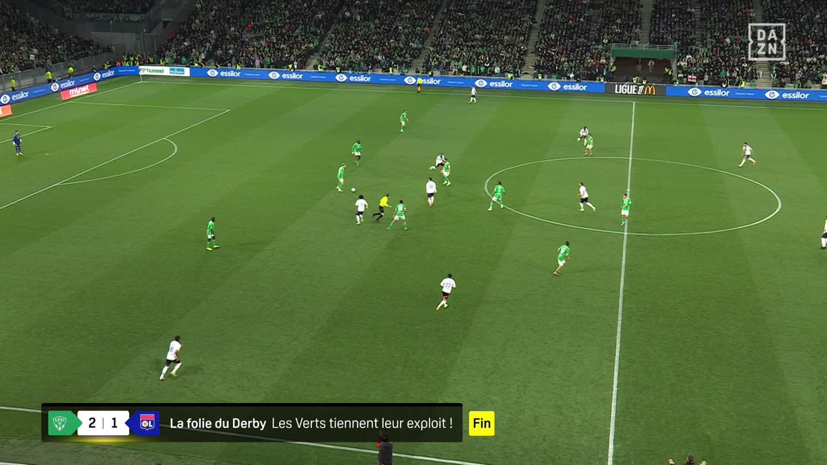 « 𝗖𝗛𝗔-𝗟𝗔-𝗟𝗔𝗟𝗔𝗟𝗔𝗟𝗔, 𝗢̂ 𝗦𝗔𝗜𝗡𝗧-𝗘𝗧𝗜𝗘𝗡𝗡𝗘 » L’ambiance dans le vestiaire des Verts. 💚🤍🔥 🎥 DAZN France