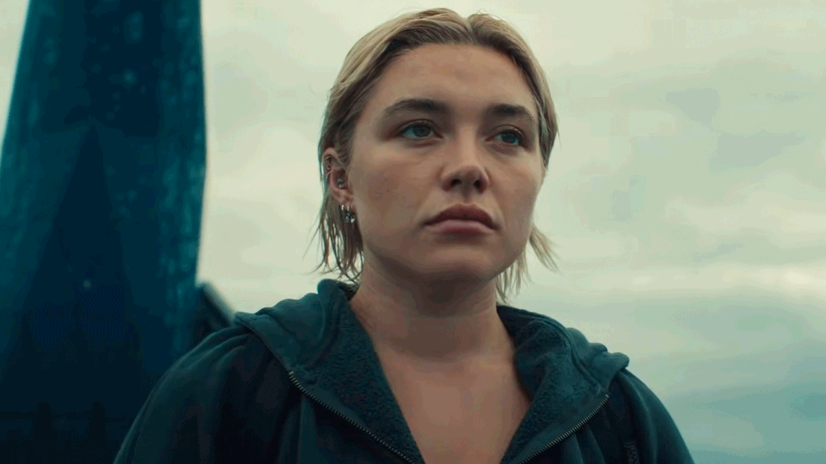 In this clip from Thunderbolts, Florence Pugh's Yelena parachutes off the world's second tallest building. 👀