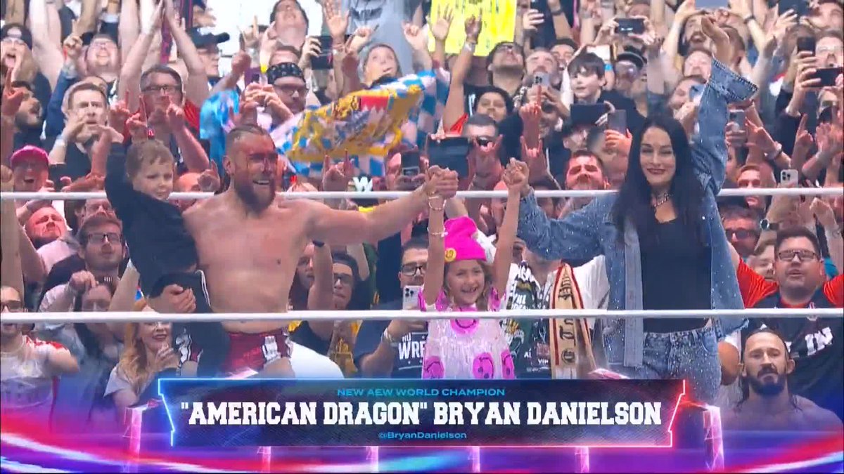 THANK GOD FOR AEW because THIS is how you make history in a stadium❤️‍🔥