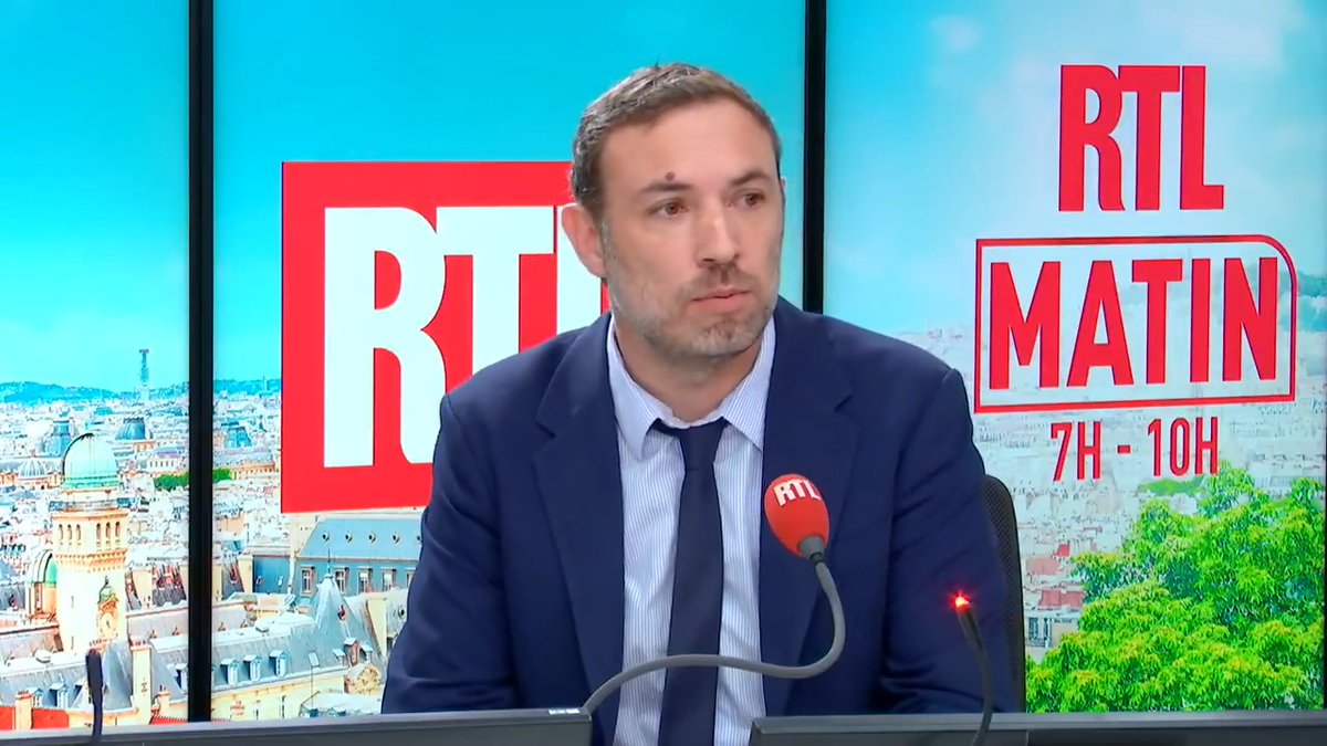 "Nous avons un ministre des transports anti-cheminots. Son objectif : détruire le service public de la SNCF pour le livrer au privé" Thomas Portes, député LFI de Seine-Saint-Denis, invité de olivier boy dans #RTLMatin