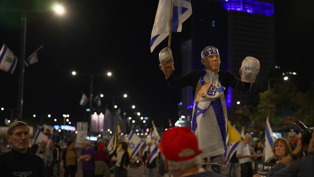 Samedi 19 avril, le Premier ministre israélien, Benyamin Nétanyahou, dans une allocution à la télévision israélienne, a réaffirmé qu'il refusait de mettre fin aux opérations militaires à Gaza. Mais en Israël, le mouvement d'opposition au conflit grandit. #JT20H