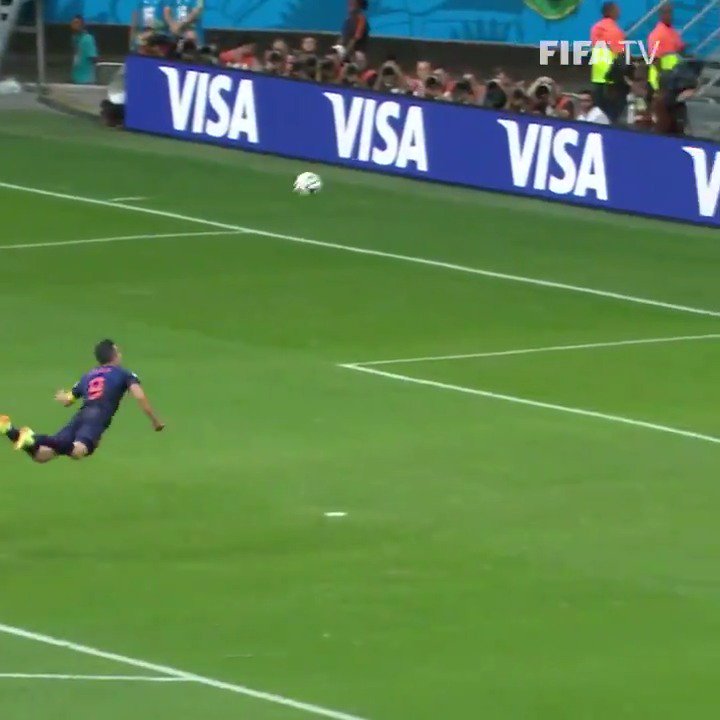 You ever seen a player score a header that got you off your seat Here are 10 of the greatest goals by a header in football history A Thread 1. Robin van Persie's extraordinary leap and perfectly timed header during the 2014 World Cup