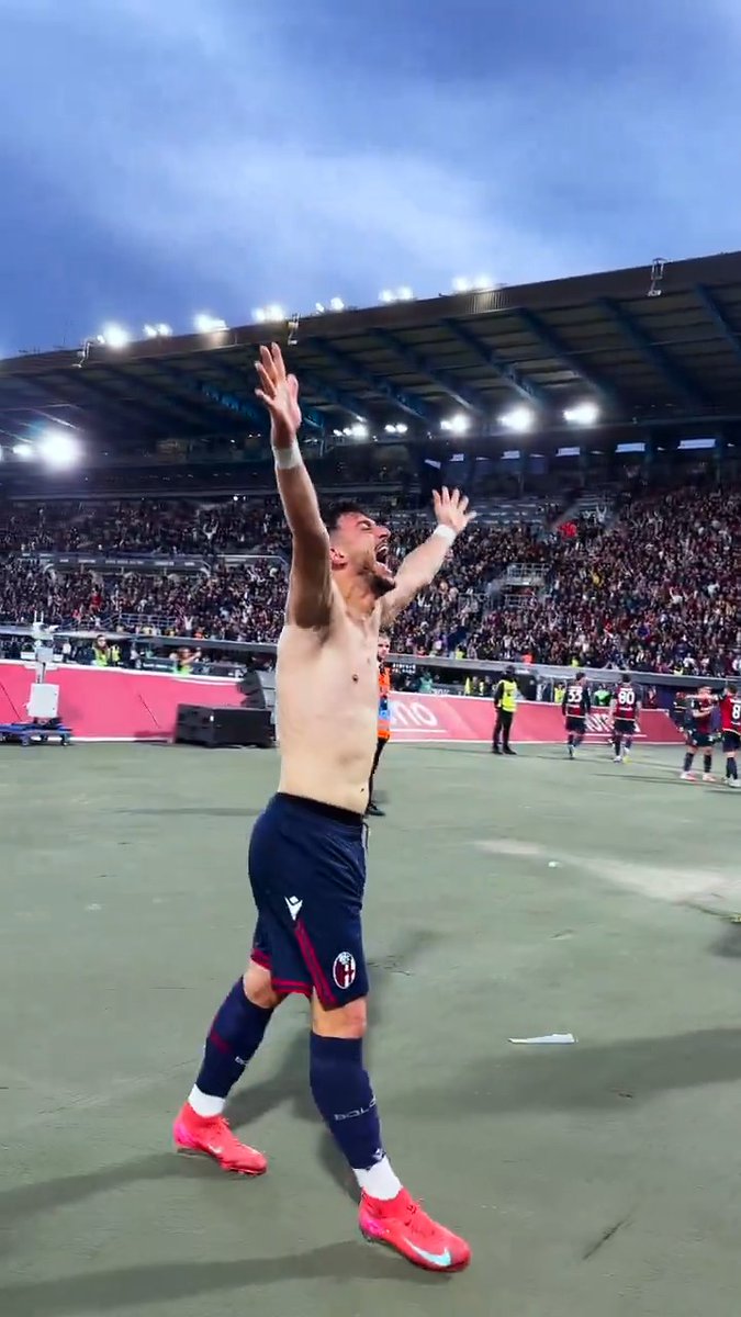 Stoppage-time bicycle kick. Is there a better way to win a game of football? Doubt it, honestly. ❤️‍🔥