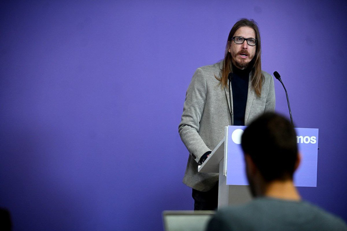 "Demandamos al Gobierno que presente un proyecto de PGE lo antes posible por una cuestión de transparencia y de democracia. El Gobierno debe detallar el aumento del gasto militar y los recortes que se derivan de él". 🎥 Pablo Fernández