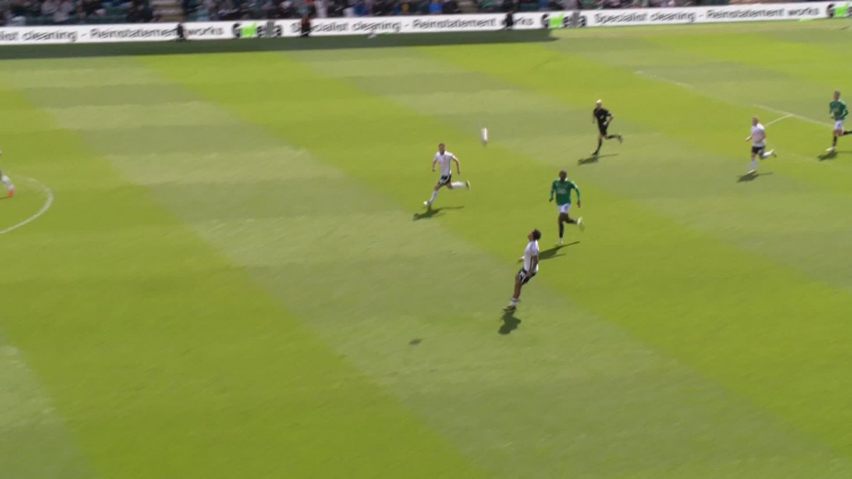 Could Plymouth pull off the improbable?! Goals from Mustapaha Bundu and Ryan Hardie put the Pilgrims two up against play-off hopefuls Coventry... but Haji Wright replies to make it 2-1 before half-time 🍿