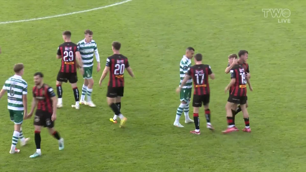 Full-time scenes at Tallaght Stadium after Bohemians completed an incredible comeback to win 3-2 having been 2-0 down at half-time. Reaction from Conan Byrne and Roddy Collins who gets a mention in of that famous 6-4 game in 2001. 😅