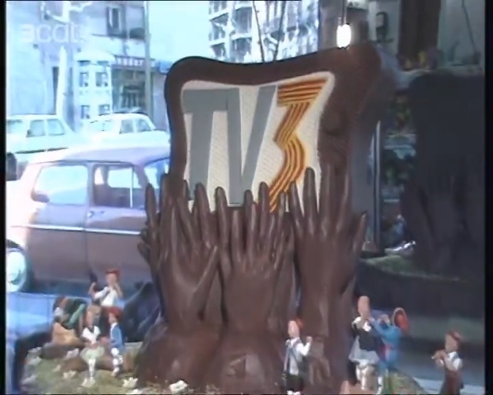 Les primeres imatges que tenim de mones a l'Arxiu de TV3 són de la Pasqua de 1984, on Antoni Escribà, pare d'Christian Escribà, entre moltes altres, ens en va dedicar una. Quins records teniu de les vostres mones?