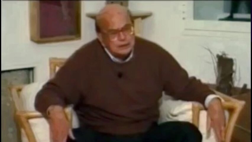 "Il finanziere soros fece una colossale speculazione sulla LIRA. A riconoscimento ebbe la laurea honoris causa in economia nel 1995 dall'Universita' di Bologna" #craxi La cerimonia si è svolta alla presenza di Prodi, all'epoca doc. universitario e futuro Pres. del Consiglio