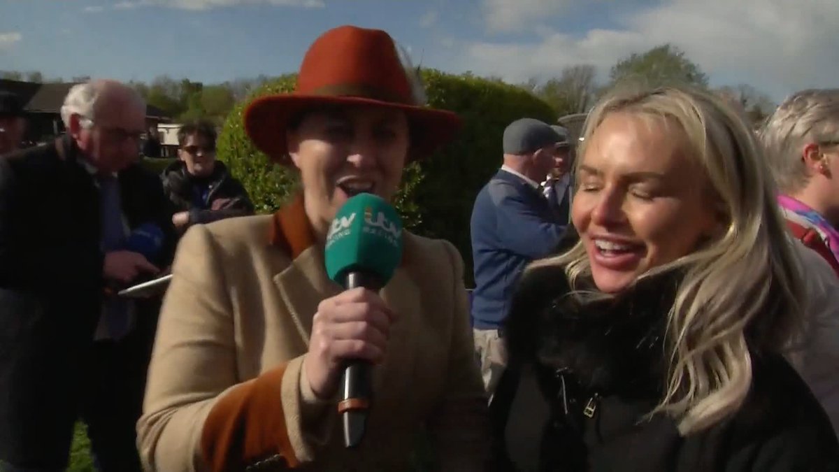 🗣"That was absolutely amazing, I was a little bit worried about the ground" It was worth the trip for Haiti Couleurs who has won the Irish National! #ITVRacing | Rebecca Curtis Racing | Sally Ann Grassick