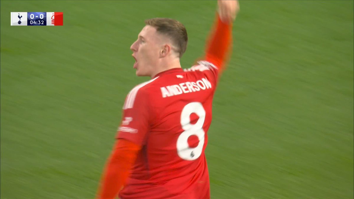 What a start for Forest! 💢 Elliot Anderson's deflected effort finds its way in! 💥