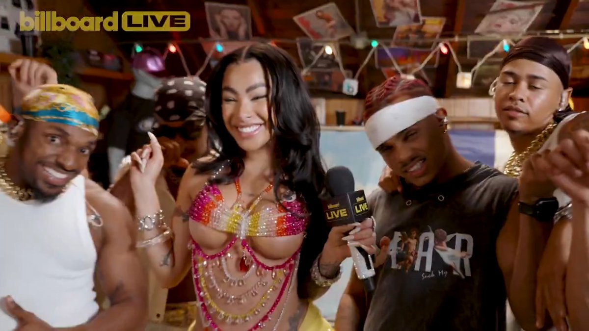 ¡YA COMIENZA! 🎤🇩🇴 ✨ Yailin La Más Viral is ready for an exclusive performance on the latest episode of the newly re-launched #BillboardLive. 👀🔥 Tap here watch: