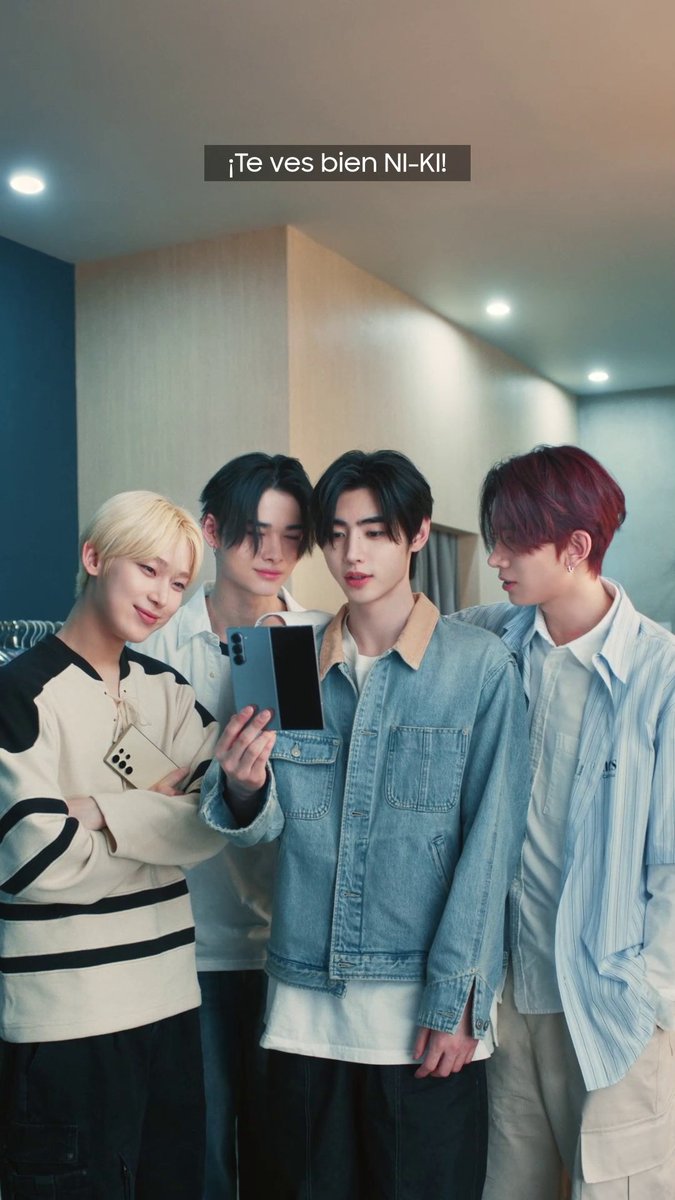 ¿Eligió bien #HEESEUNG la remera para #NI_KI? Creemos que sí, pero comentá si estás de acuerdo 😏👀 Y descubrí #GalaxyAI con ENHYPEN OFFICIAL #GalaxyZFold6 #GalaxyxENHYPEN