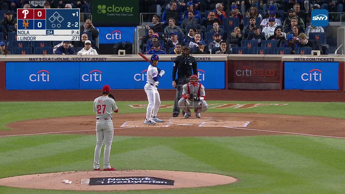 ANOTHER LEADOFF HOMER FOR FRANCISCO LINDOR!