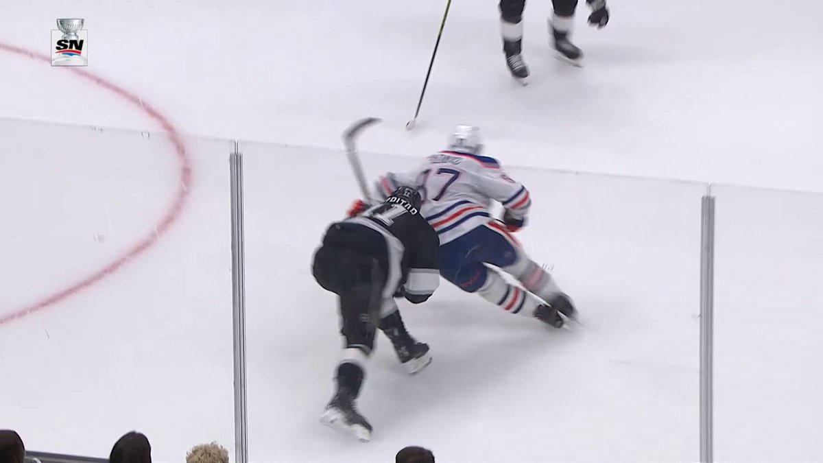 This McDavid assist is so gross... Just look at the strength there. ๐ช #StanleyCup ๐บ๐ธ: ESPN 2 โก๏ธ ๐จ๐ฆ: Sportsnet or stream on Sportsnet+ โก๏ธ