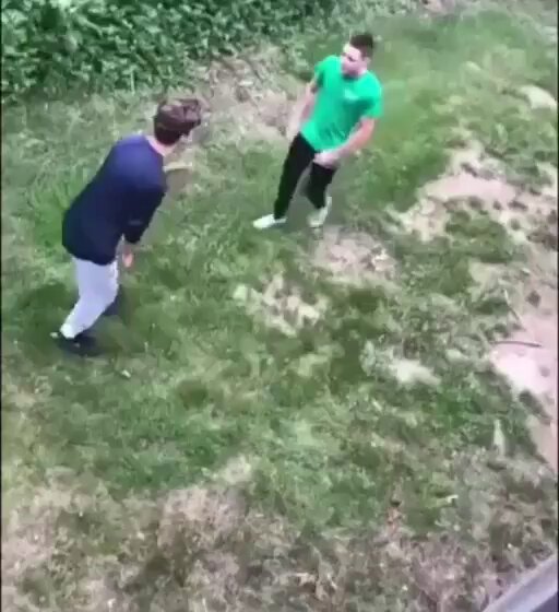 white guy was talking shit and couldnt back it up and he ends up getting knocked out