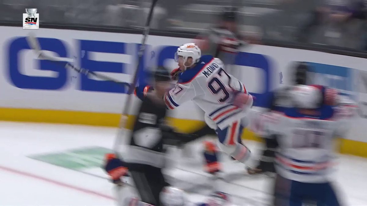 CONNOR MCDAVID HAS TIED IT ๐คฏ His fourth point of the game has brought the Edmonton Oilers all the way back! #StanleyCup ๐บ๐ธ: ESPN 2 โก๏ธ ๐จ๐ฆ: Sportsnet or stream on Sportsnet+ โก๏ธ