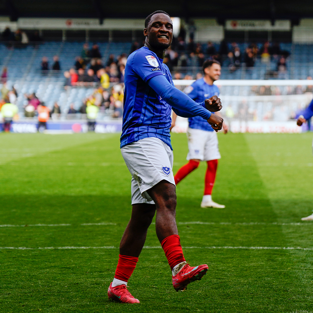 Staying up SCENES. ๐ฅ #Pompey