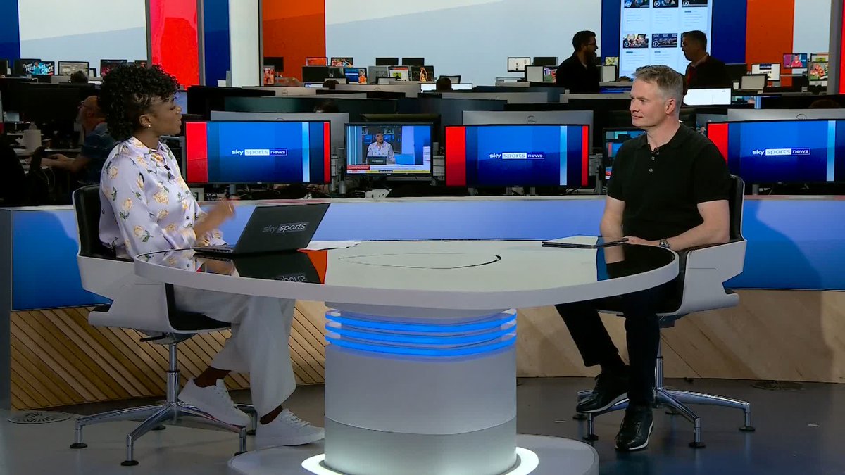 "It looks unlikely either side will want the relationship to continue into the championship" 😯 Sky Sports' Rob Dorsett speaks about potential candidates should Ruud Van Nistelrooy leave the club 🦊
